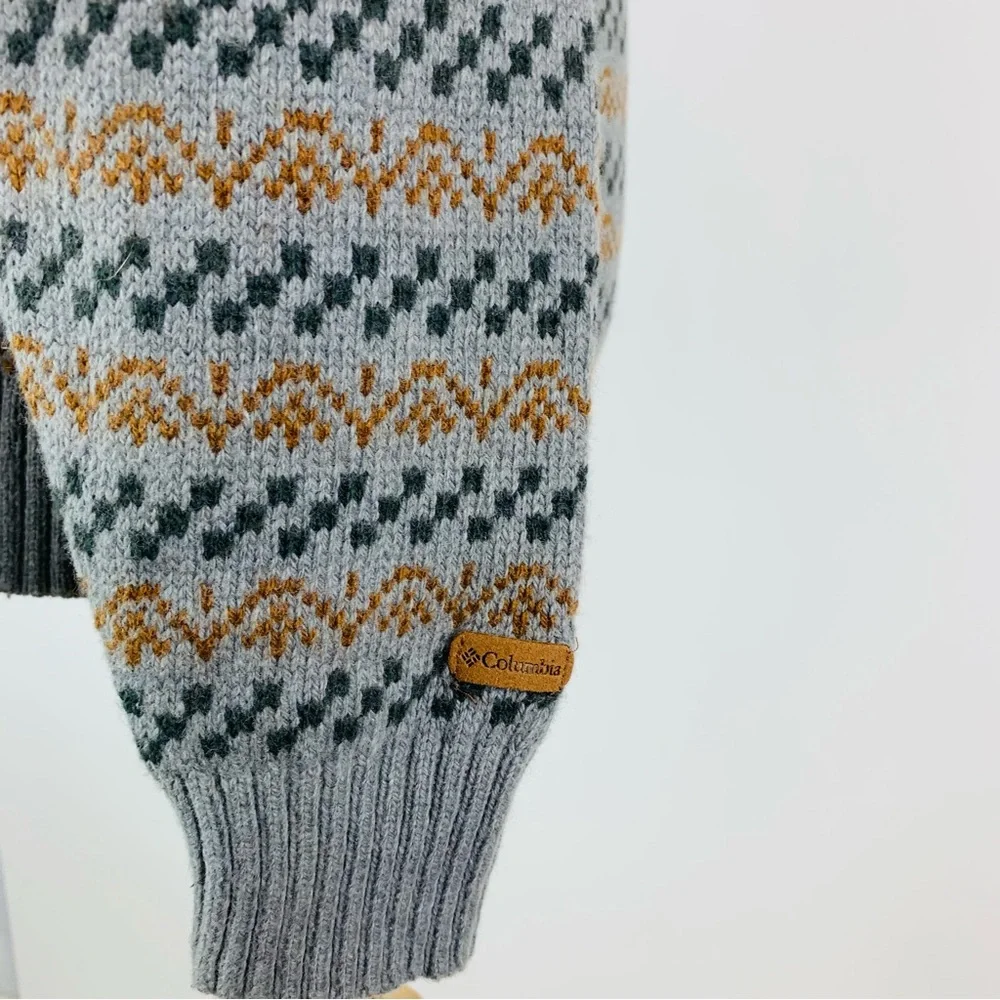 Columbia Sweater Large